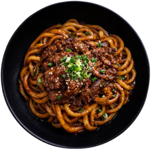 Udon japonais au bœuf Yakiniku & légumes croquants, éclats de cacahuètes